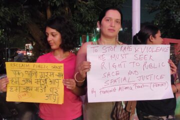 women demanding right to public space and justice